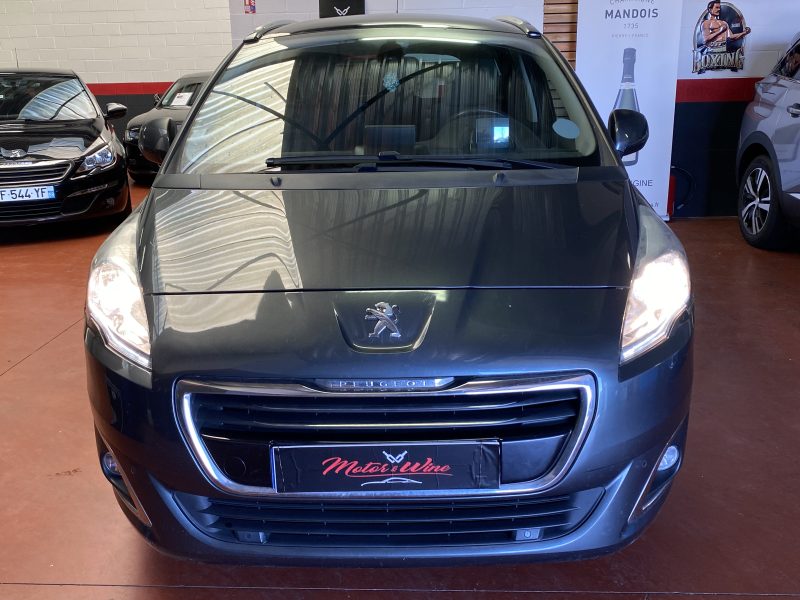 PEUGEOT 5008 2014