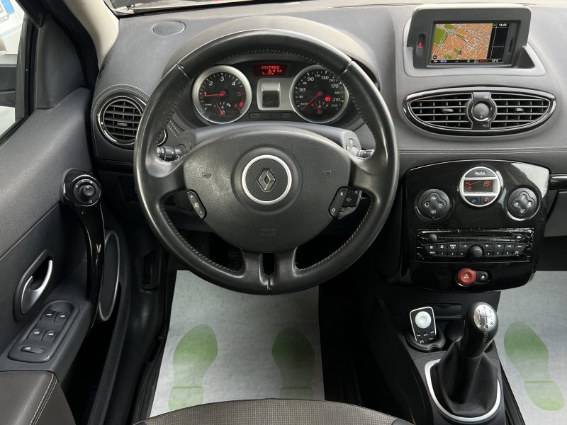 RENAULT CLIO 3 III PHASE 2 XV DE FRANCE 1.5 DCI 90 Cv PREMIERE MAIN GPS BLUETOOTH - GARANTIE 1 AN