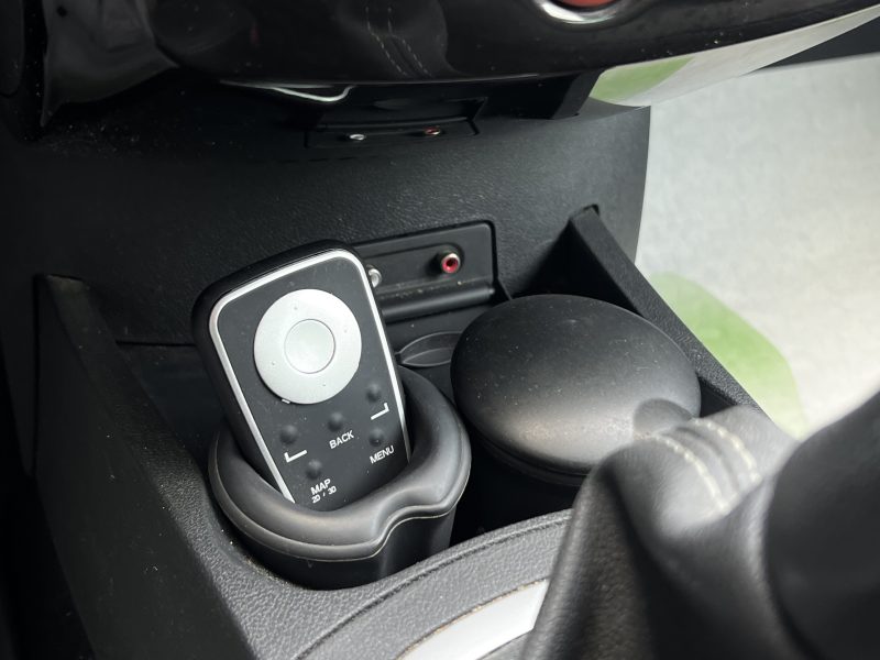 RENAULT CLIO 3 III PHASE 2 XV DE FRANCE 1.5 DCI 90 Cv PREMIERE MAIN GPS BLUETOOTH - GARANTIE 1 AN