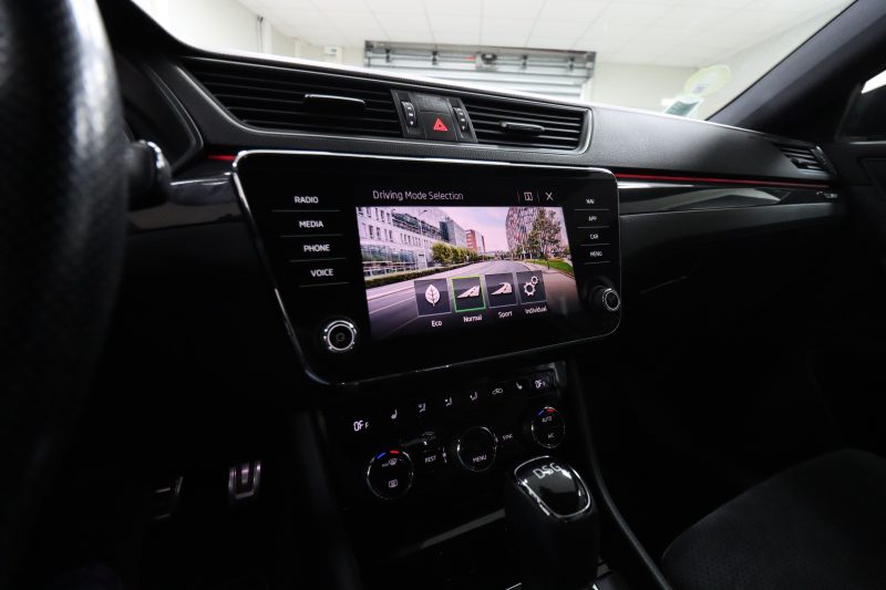 SKODA Superb Combi 2018