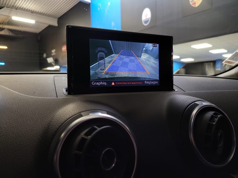 AUDI A3 SPORTBACK 1.4 TFSI 125cv AMBITION LUXE / CAMERA DE RECUL / DEMARRAGE MAIN LIBRE / INTERIEURE