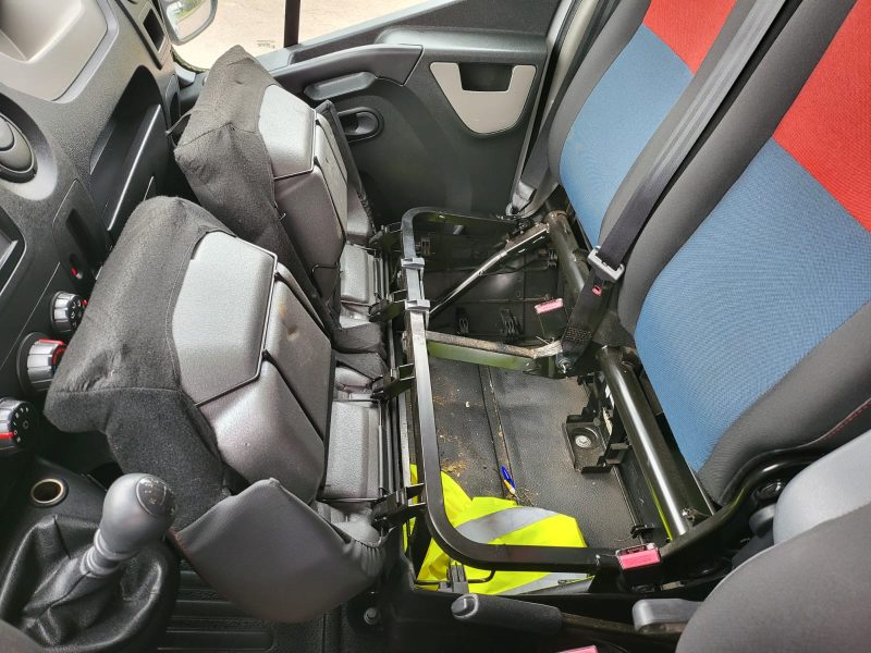 RENAULT MASTER III L2H2 2.3 dCi 130cv Grand Confort BVM6 / GALERIE/RADAR-AR/GPS/BLUETOOTH