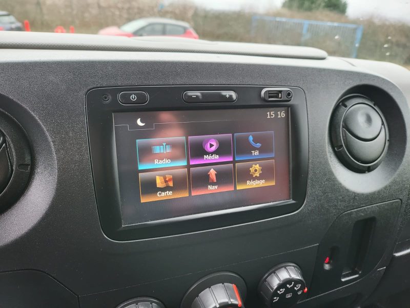 RENAULT MASTER III L2H2 2.3 dCi 130cv Grand Confort BVM6 / GALERIE/RADAR-AR/GPS/BLUETOOTH