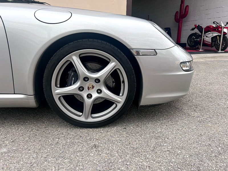 PORSCHE 911 Type 997 Carrera Cabriolet - 2006