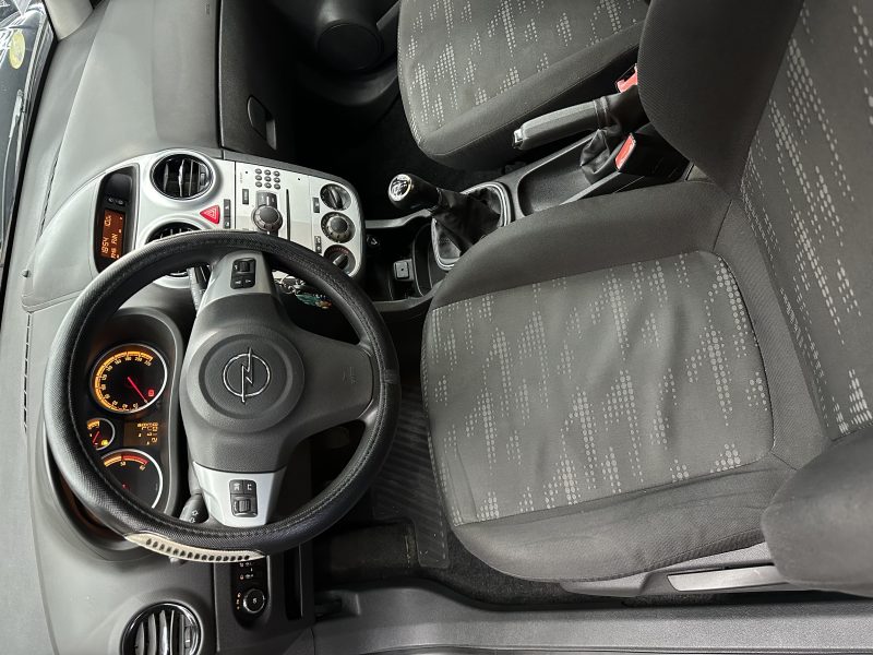 OPEL CORSA D 2011