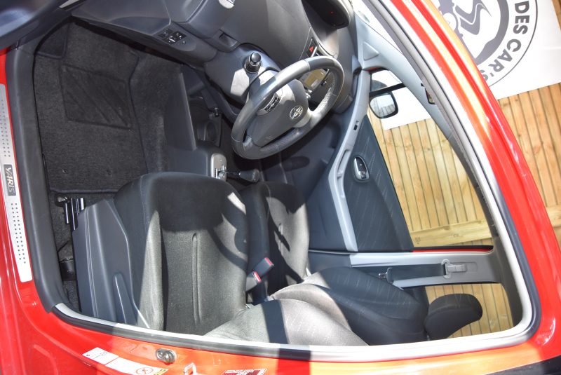 Toyota Yaris 1.3 VVT-i Team 87 ch BVA