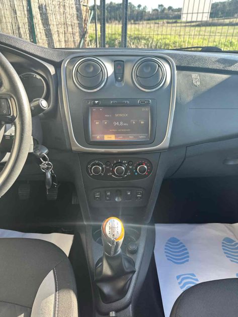 DACIA SANDERO II 2015