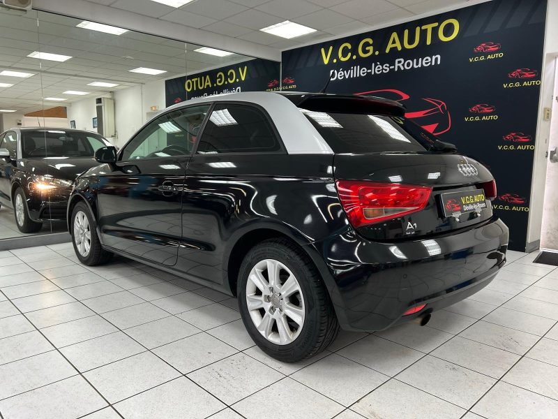 AUDI A1 1.6 TDI 90 Attraction