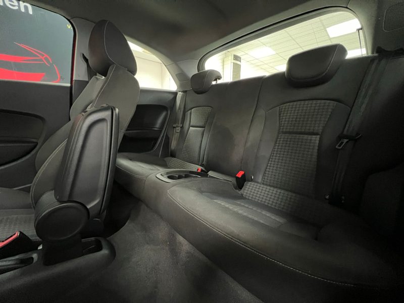 AUDI A1 1.6 TDI 105 Ambition