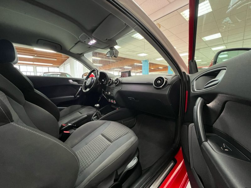 AUDI A1 1.6 TDI 105 Ambition