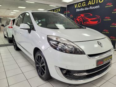 RENAULT SCÉNIC III 1.5 dCi 110 Initiale EDC 7 Places