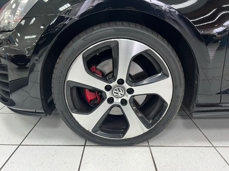 VOLKSWAGEN GOLF VII 2.0 TSI 220ch BVM6 GTI