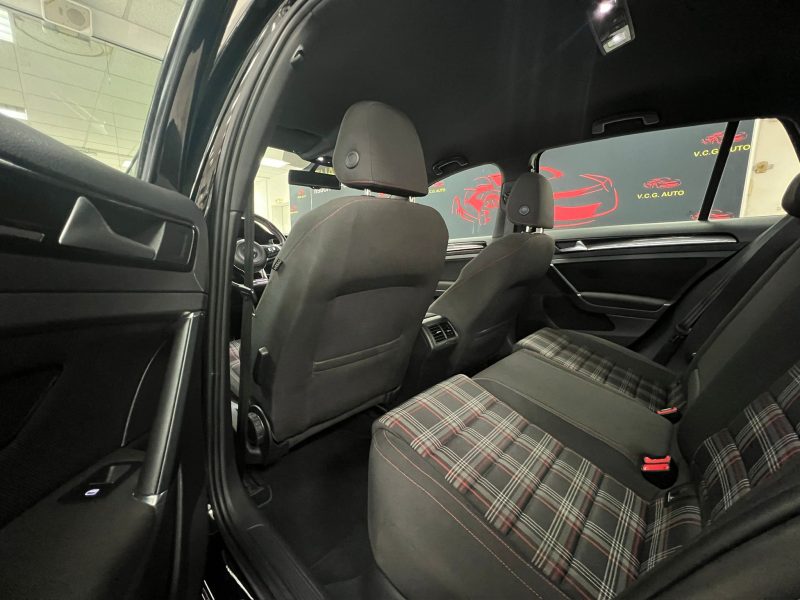 VOLKSWAGEN GOLF VII 2.0 TSI 220ch BVM6 GTI