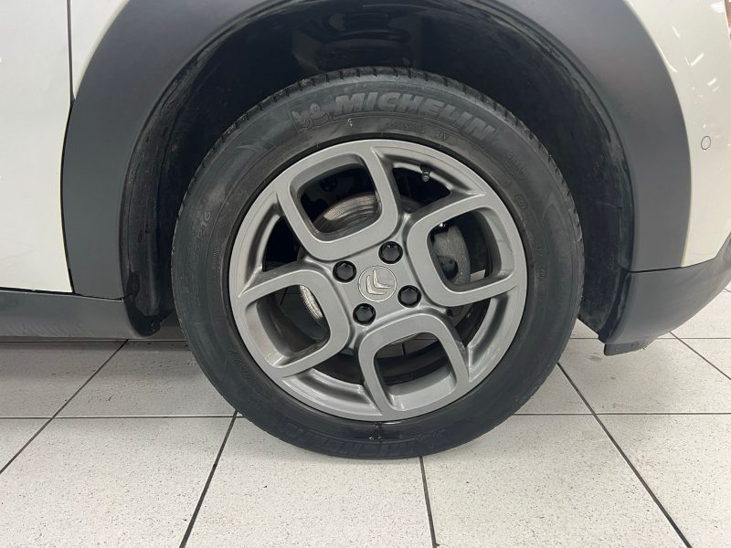 CITROEN C4 CACTUS 1.2 Puretech 110 S&S Shine