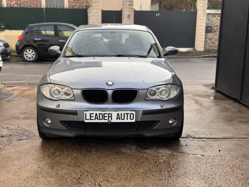 BMW SERIE 1  118 D PAYEZ EN 4X !