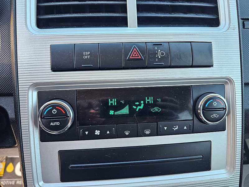 DODGE JOURNEY SXT  2,0 CRD 140 CH CLIM 