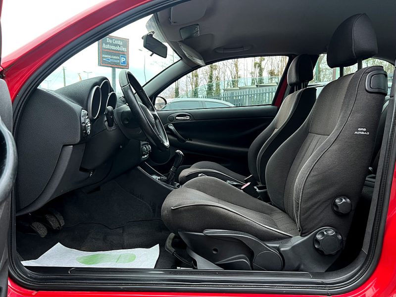 ALFA ROMEO 147 147 1.6 TS TWIN SPARK 105 Cv 79 200 Kms / ORIGINE FRANCE - GARANTIE 1 AN