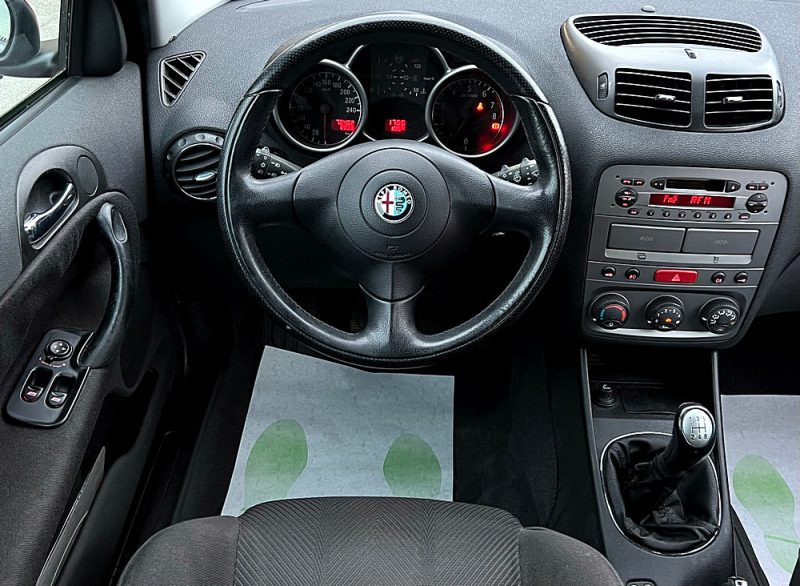 ALFA ROMEO 147 147 1.6 TS TWIN SPARK 105 Cv 79 200 Kms / ORIGINE FRANCE - GARANTIE 1 AN