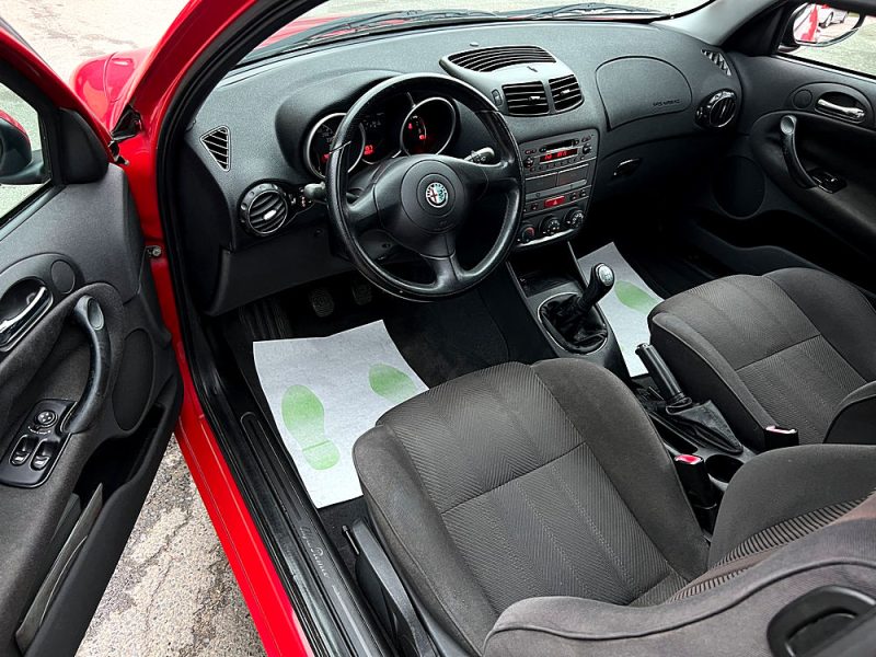 ALFA ROMEO 147 147 1.6 TS TWIN SPARK 105 Cv 79 200 Kms / ORIGINE FRANCE - GARANTIE 1 AN