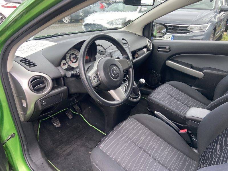 MAZDA 2  1.4 MZR-CD 68cv ELEGANCE 