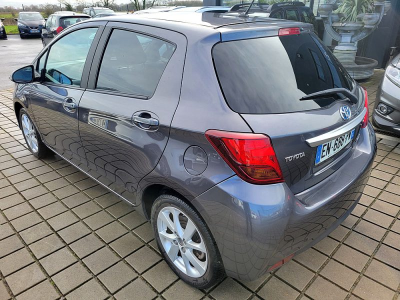 TOYOTA YARIS 1.5L Hybrid Pro 100CH DYNAMIC