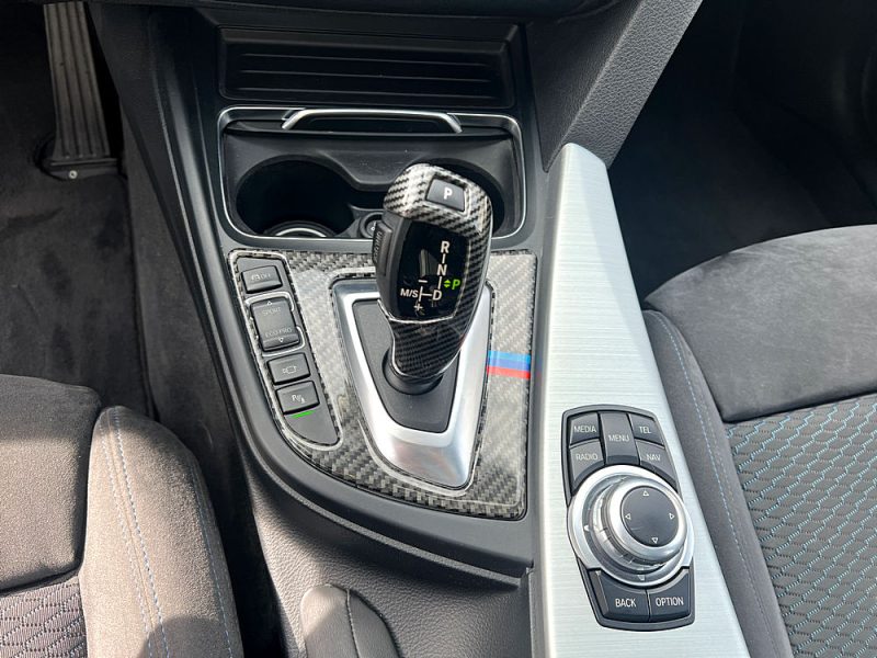 BMW SERIE 3 TOURING 318D 150 ch M Sport