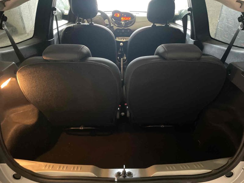 RENAULT TWINGO II 1.2 16V 1149cm3 75cv