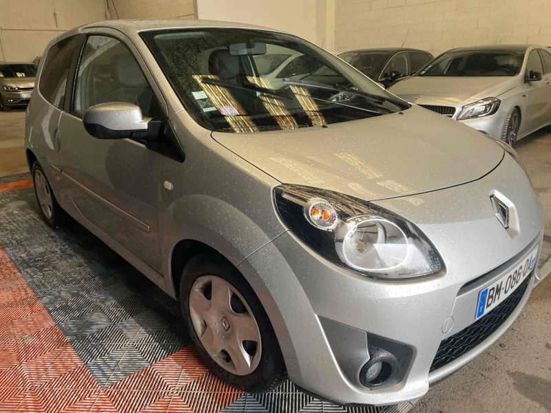 RENAULT TWINGO II 1.2 16V 1149cm3 75cv