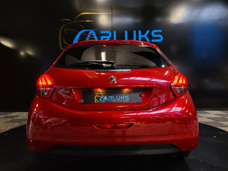 PEUGEOT 208 1.2 VTI 82cv STYLE / CARPLAY / CLIM / DISTRIBUTION OK