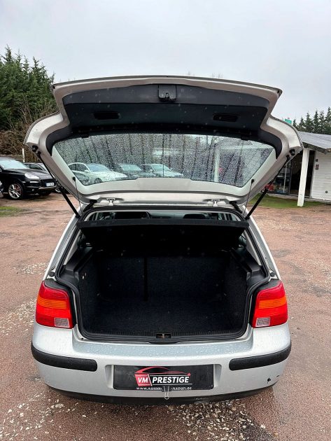 VOLKSWAGEN GOLF 1998