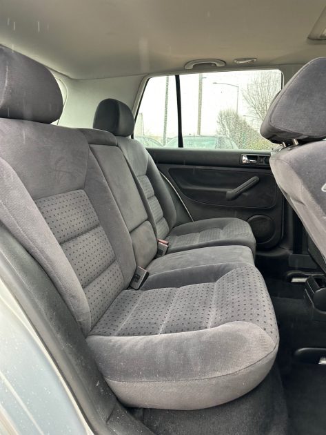 VOLKSWAGEN GOLF 1998