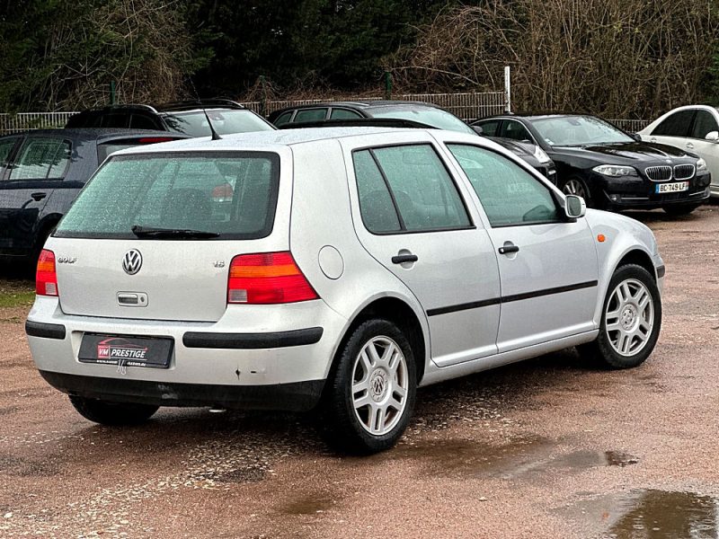 VOLKSWAGEN GOLF 1998