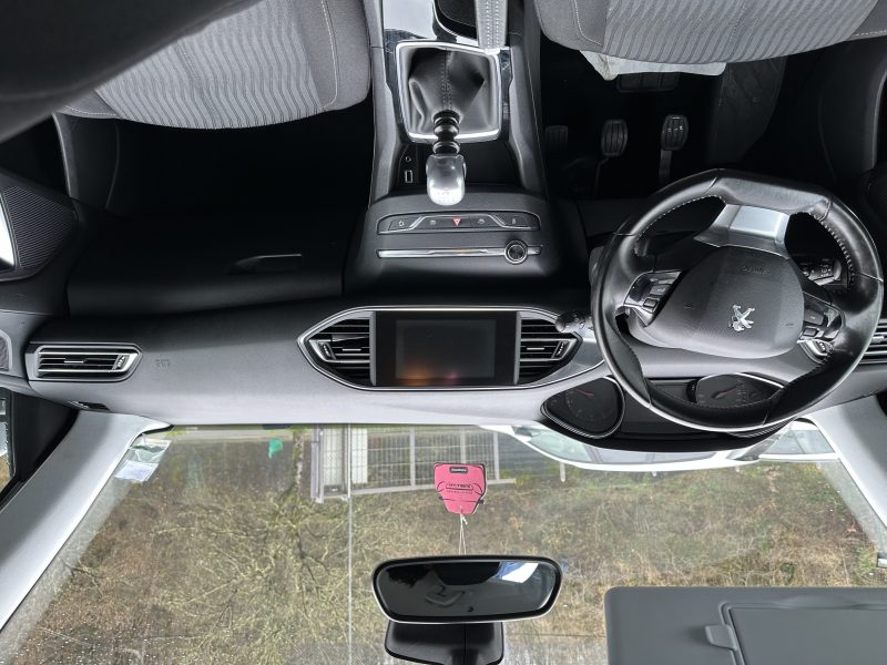 PEUGEOT 308 SW II 2014