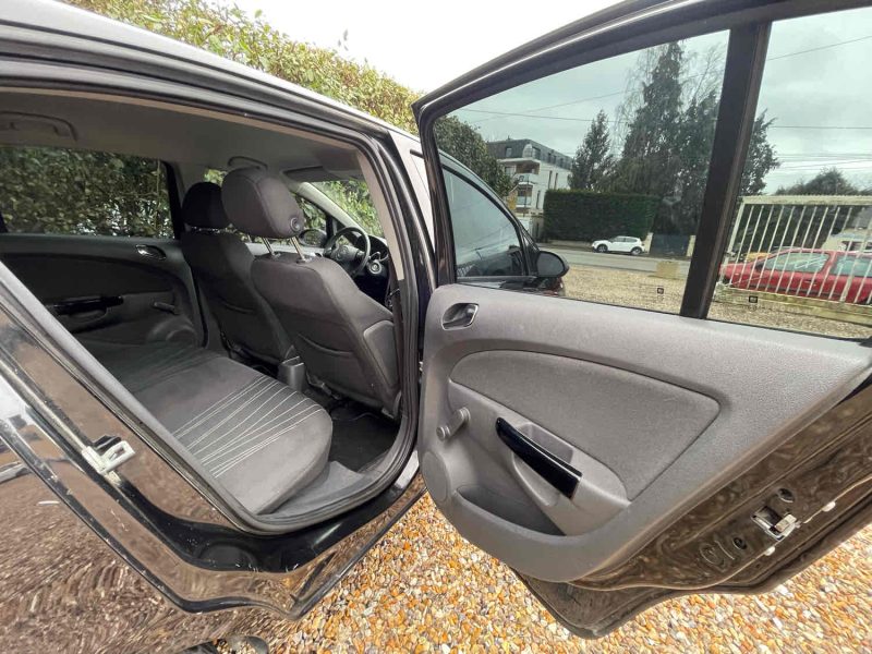 OPEL CORSA D 2010 1.4 100cv