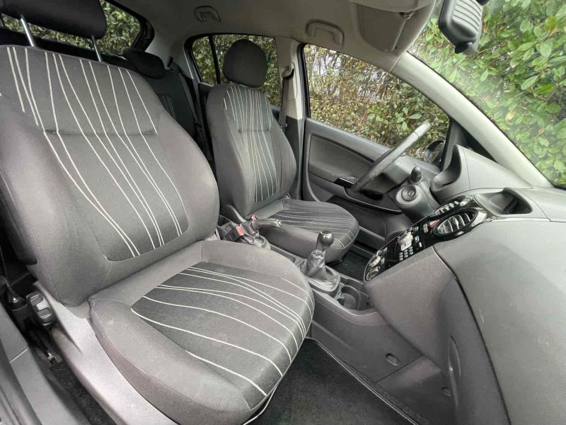 OPEL CORSA D 2010 1.4 100cv