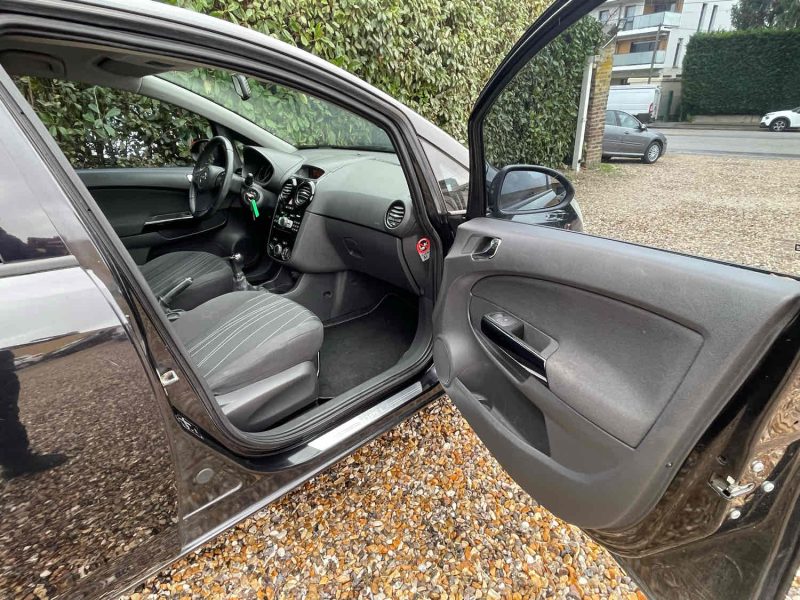 OPEL CORSA D 2010 1.4 100cv