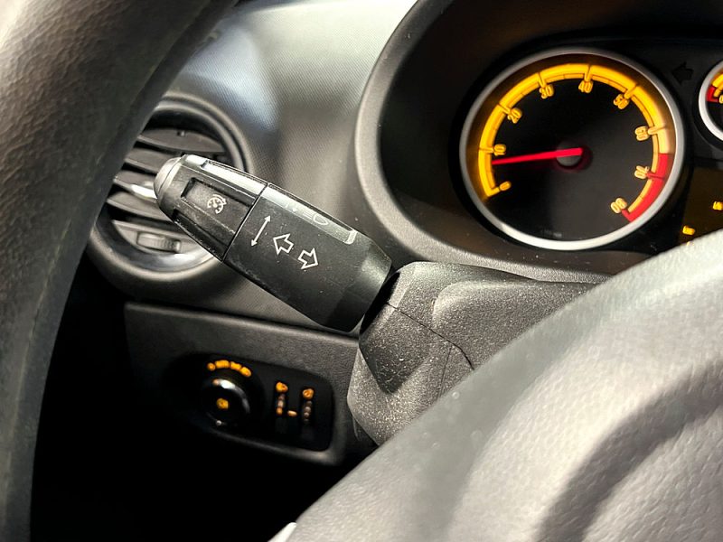 OPEL CORSA D IV PHASE 2 1.2 85 Cv 5 PLACES / CLIMATISATION BLUETOOTH CRIT AIR 1 - GARANTIE 1 AN