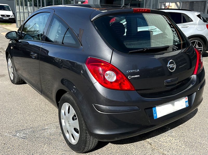 OPEL CORSA D IV PHASE 2 1.2 85 Cv 5 PLACES / CLIMATISATION BLUETOOTH CRIT AIR 1 - GARANTIE 1 AN