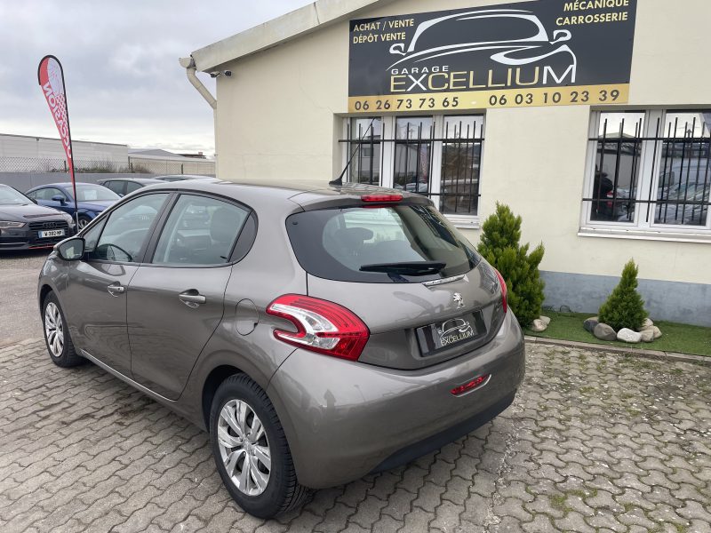 PEUGEOT 208 I 2012