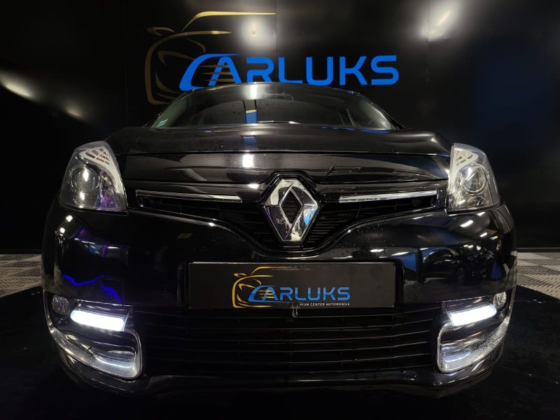 RENAULT SCENIC 1.5 dCi 110cv BOSE 1ER MAIN / CAMERA DE RECUL / RADAR AV ET AR / KEYLESS GO 