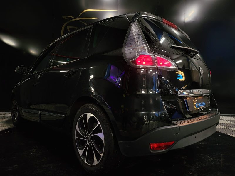 RENAULT SCENIC 1.5 dCi 110cv BOSE 1ER MAIN / CAMERA DE RECUL / RADAR AV ET AR / KEYLESS GO 