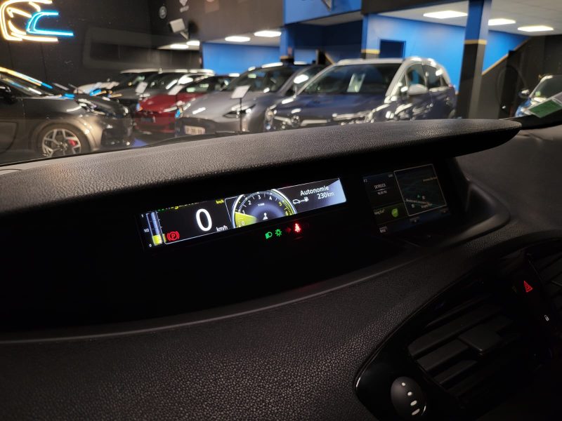 RENAULT SCENIC 1.5 dCi 110cv BOSE 1ER MAIN / CAMERA DE RECUL / RADAR AV ET AR / KEYLESS GO 