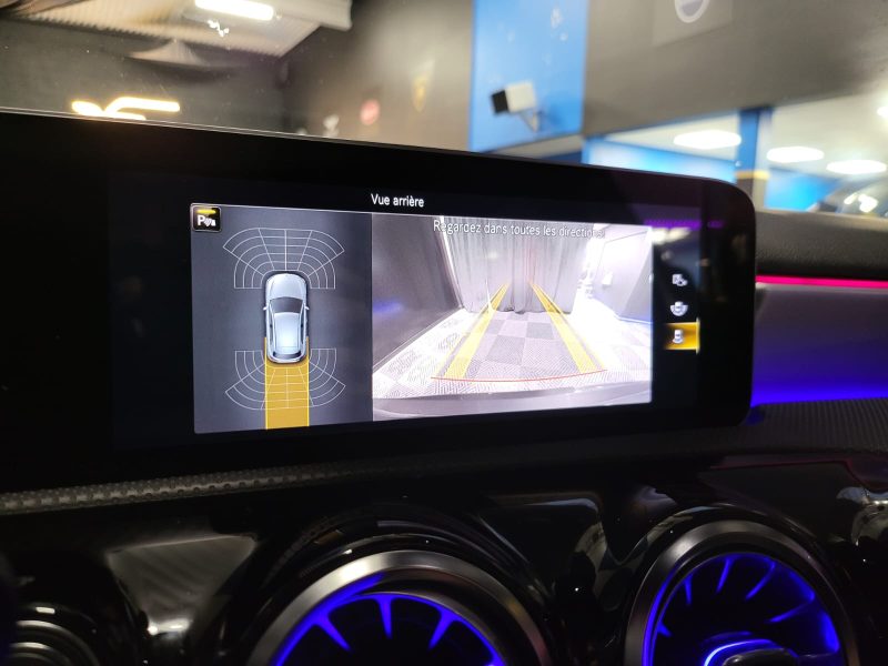 MERCEDES CLASSE A 180D 116CV AMG LINE / TOIT OUVRANT/PANORAMIQUE+CARPLAY+PARK ASSIST+VIRTUAL COCKPIT