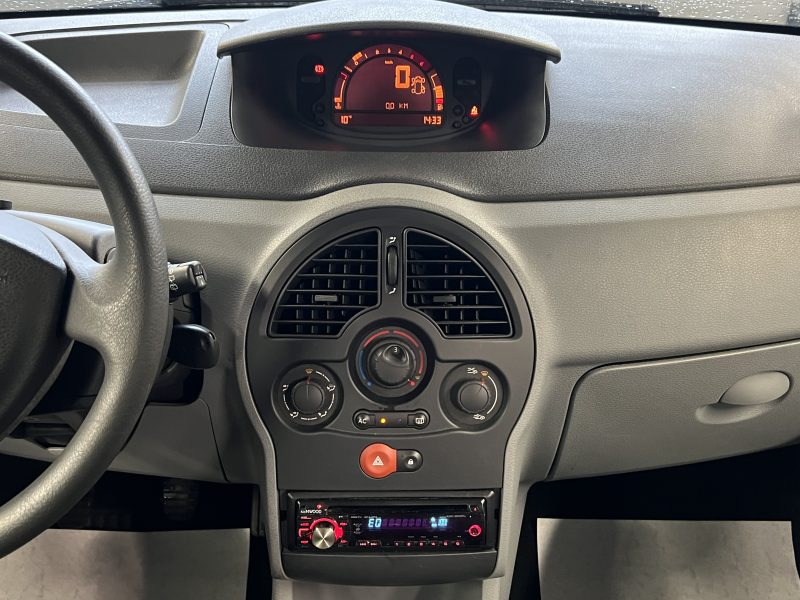 RENAULT GRAND MODUS 1.5 DCI 65 Cv PREMIERE MAIN / CLIMATISATION - GARANTIE 1 AN