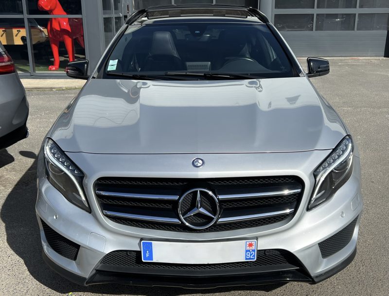 MERCEDES-BENZ GLA 200D FASCINATION 2.2D 136 PACK AMG / TOIT OUVRANT APPLE CARPLAY 7G-DCT