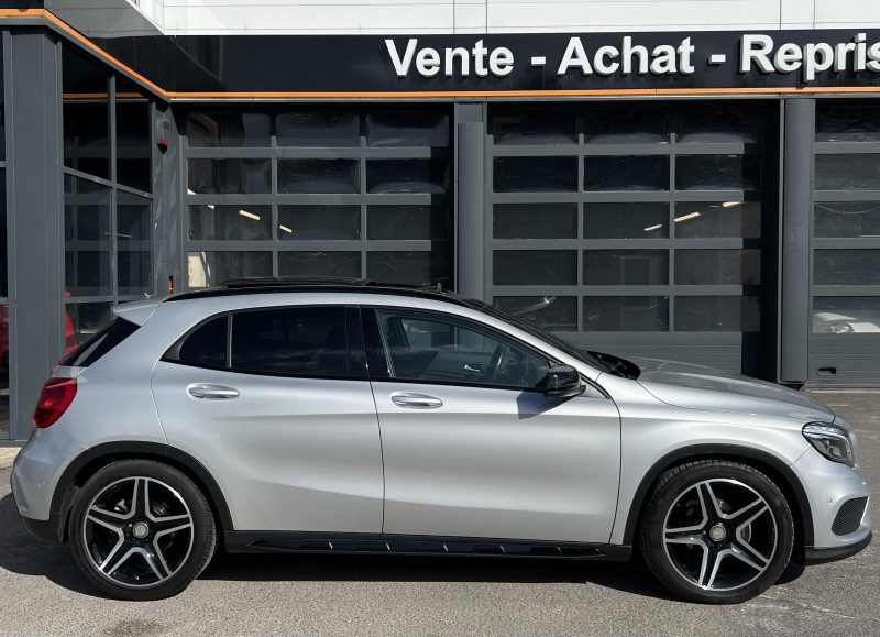 MERCEDES-BENZ GLA 200D FASCINATION 2.2D 136 PACK AMG / TOIT OUVRANT APPLE CARPLAY 7G-DCT