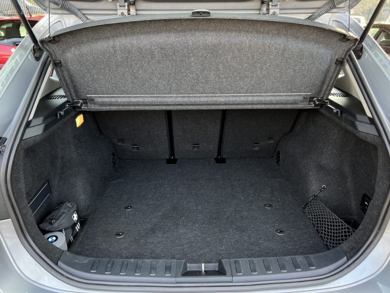 BMW X1 E84 LUXE 20D SDRIVE 2.0 177 Cv PREMIERE MAIN / BOITE AUTOMATIQUE CUIR GPS - GARANTIE 1 AN