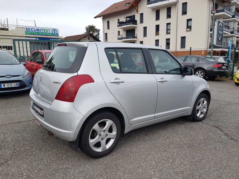 SUZUKI SWIFT II 1.3 VVT 92CV GL