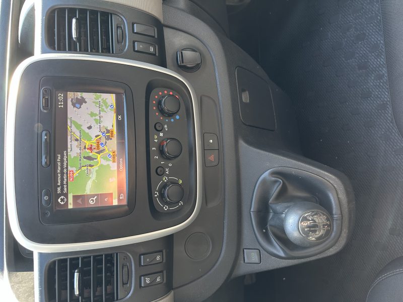 RENAULT TRAFIC III Autobus/Autocar 2017