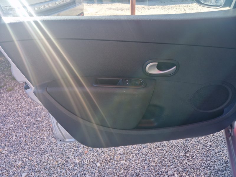 RENAULT CLIO III 1,5dci 90CH EXPRESSION